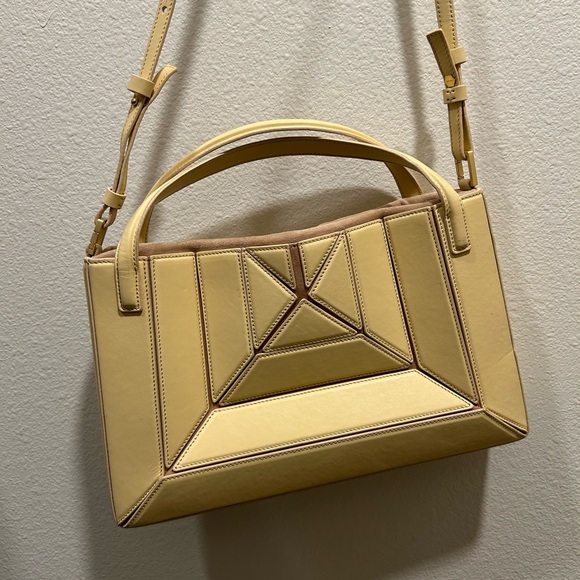 Mlouye Sera Tote - Picture 7 of 13